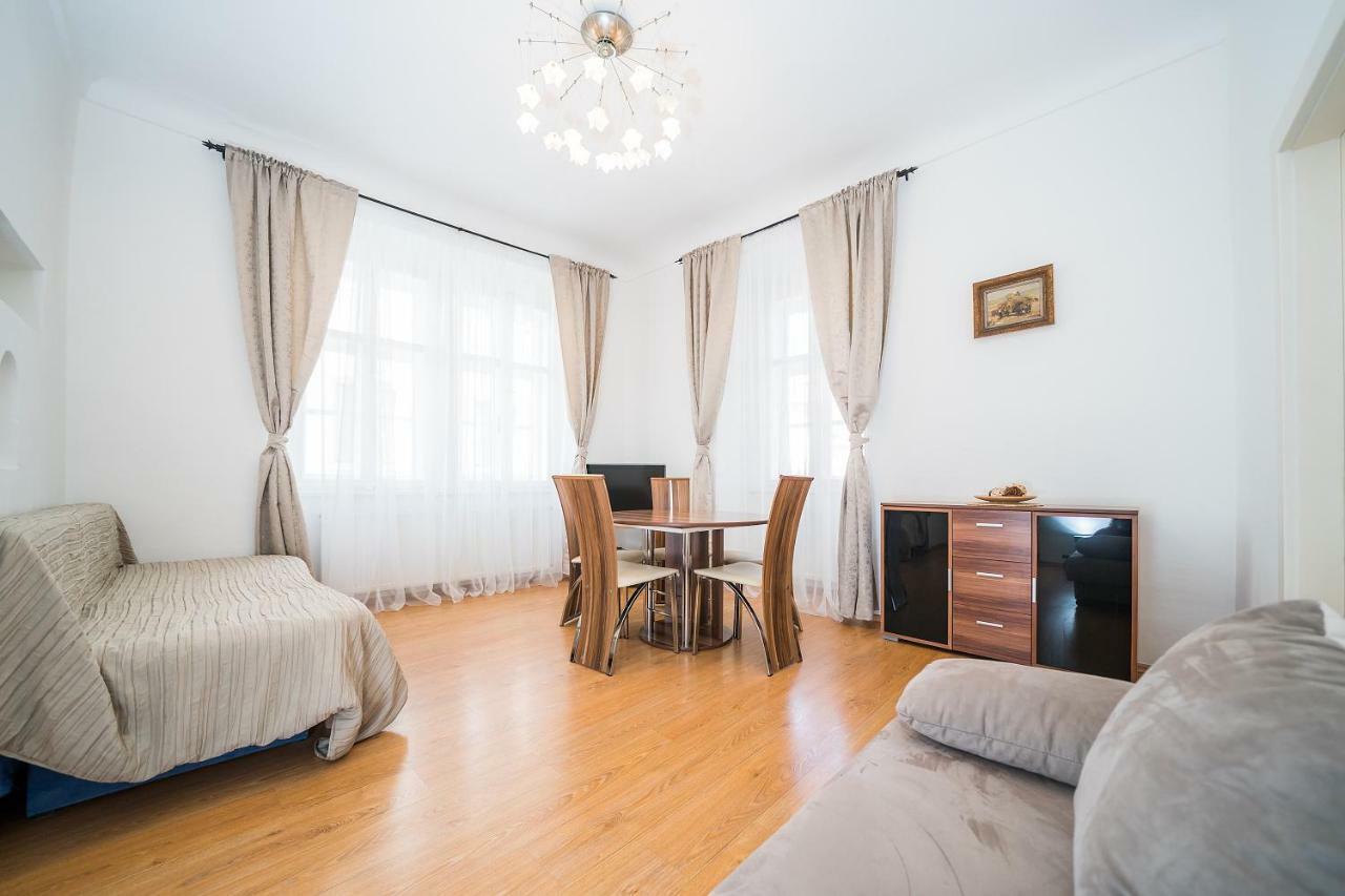 Apartments Pushkin براغ المظهر الخارجي الصورة