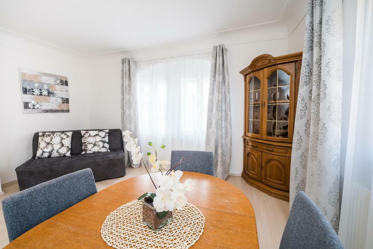 Apartments Pushkin براغ المظهر الخارجي الصورة